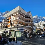 3 Bedrooms In The Heart Of Cervinia Appartement