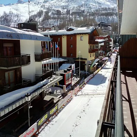 Apartment 3 Bedrooms In The Heart Of Cervinia *