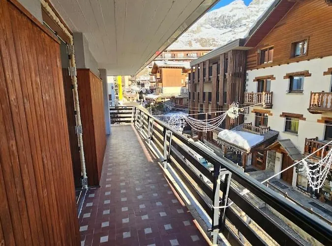 3 Bedrooms In The Heart Of Cervinia Апартаменти