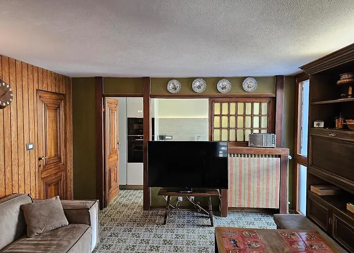 Апартаменти 3 Bedrooms In The Heart Of Cervinia