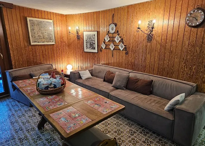 3 Bedrooms In The Heart Of Cervinia Брей-Червінія